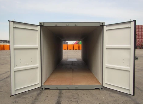 Double door container — side and door angle